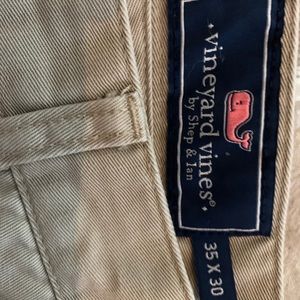 Vineyard Vines men’s khakis 35x30